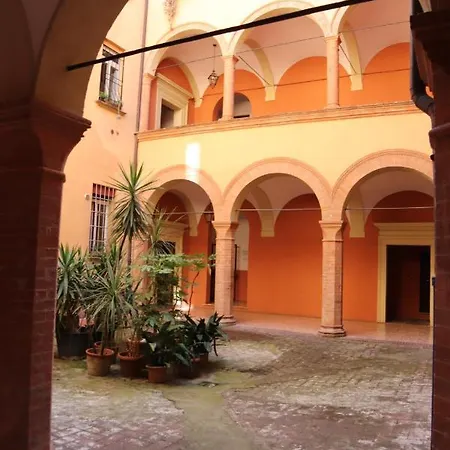 Il Chiostro Bologna
