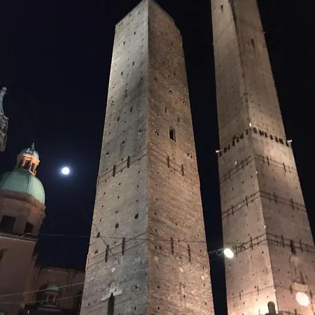 Il Chiostro 3* Bologna